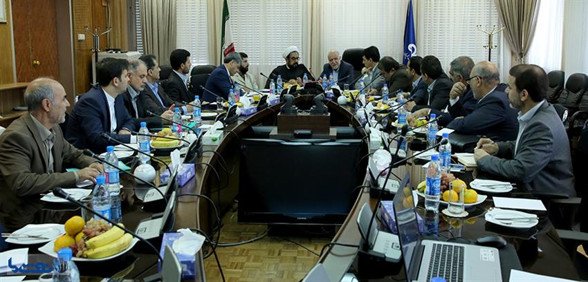 اعضای مجمع نمایندگان خوزستان با وزیر نفت دیدار کردند