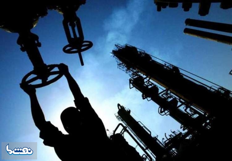 اعتصاب چهار روزه پالایشگاه‌های نفت در فرانسه