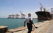 ورود کشتی حامل بنزین به بندر الحدیده یمن