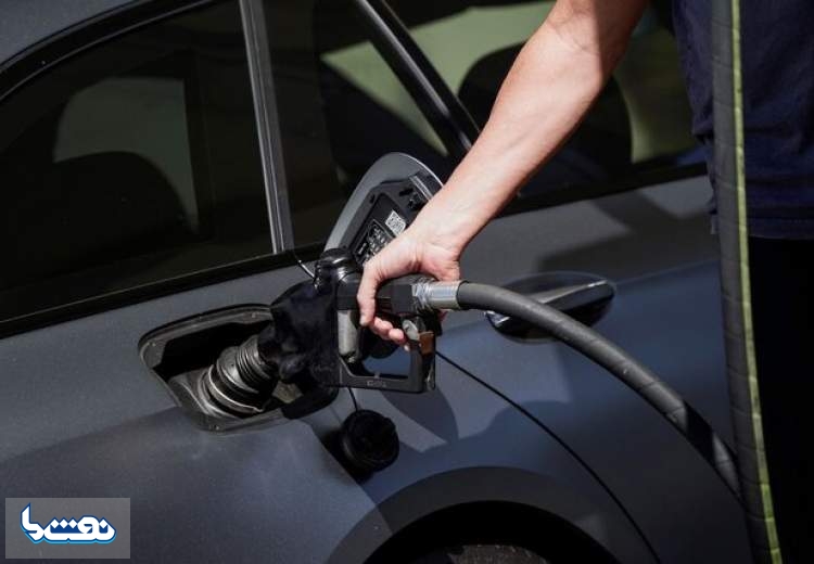 کاهش ۱۰ درصدی قیمت بنزین در آمریکا