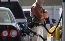 ناتوانی آمریکا در کنترل افزایش قیمت بنزین