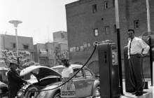 پمپ بنزین دروازه دولت در ابتدای دهه ۴۰