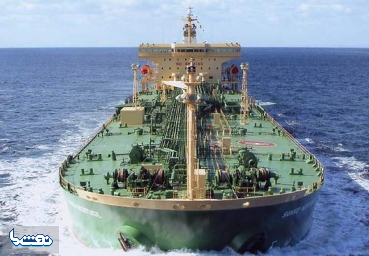 ادعای خلع پرچم ۲ نفتکش به خاطر حمل نفت ایران