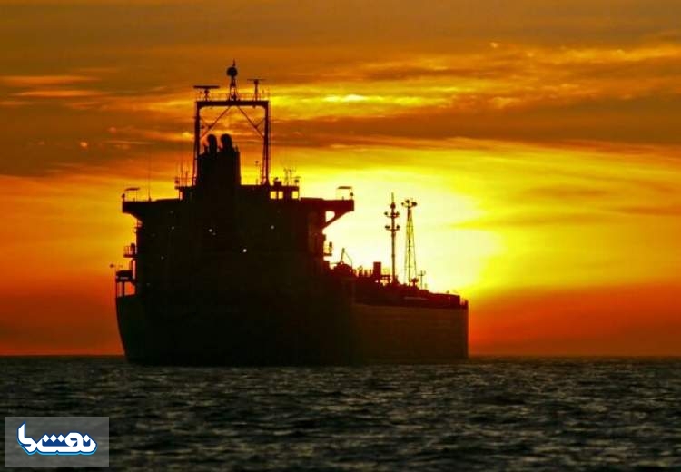 ایران نفت بیشتری در نفت‌کش‌ها نگهداری می‌کند
