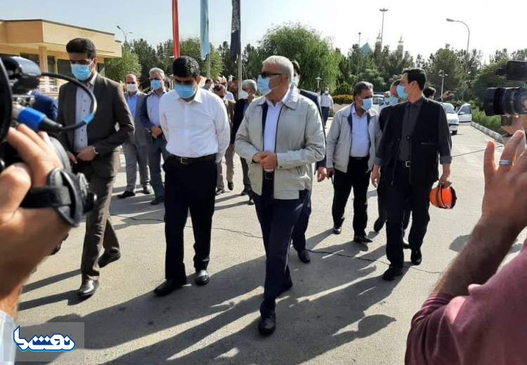 وزیر نفت به پالایشگاه تهران رفت