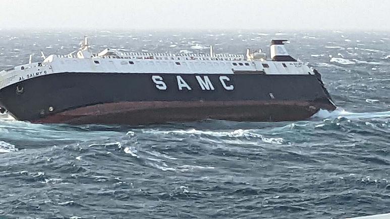 غرق شدن کشتی اماراتی نزدیکی سکوی فازهای ۲۲-۲۴ پارس جنوبی