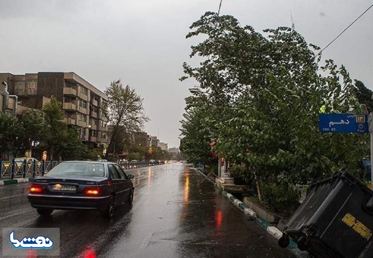 وزش باد شدید و رگبار در تهران