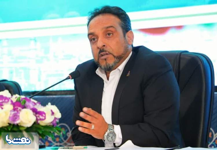 کاشت نهال درپتروپالایش اصفهان کلید خورد