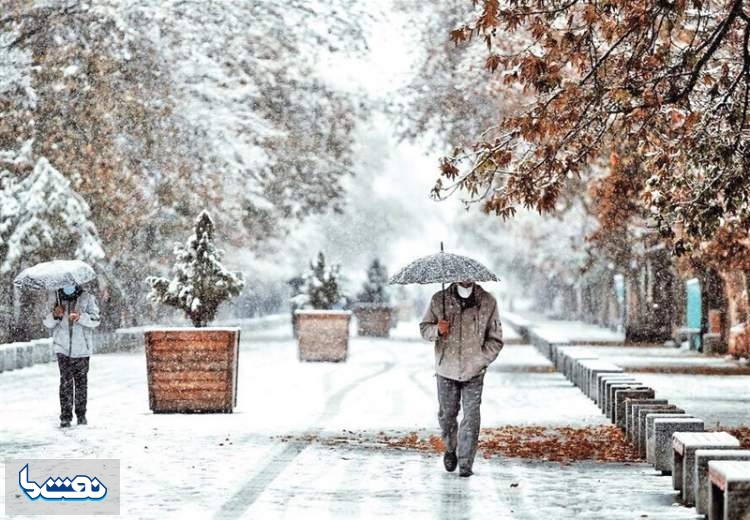 سامانه بارشی جمعه وارد کشور می‌شود