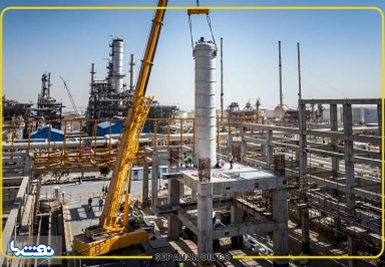 نصب تجهیزات اکستراکتورهای پروژه TDAE در پالایشگاه نفت سپاهان