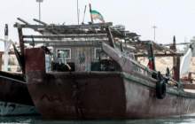 توقیف ۲ شناور حامل سوخت قاچاق در خلیج فارس