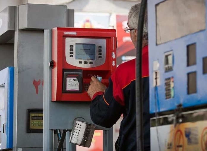 ضرورت قیمت‌گذاری منطقه‌ای بنزین برای کاهش فشار یارانه‌ای  <img src="/images/video_icon.png" width="16" height="16" border="0" align="top">